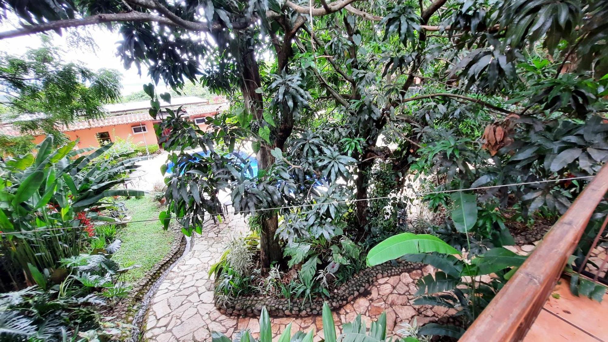 Los Almendros De San Lorenzo Suchitoto Luaran gambar